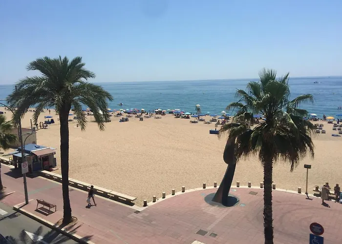 Vivalidays Rosalia - Centro Apartmán Lloret de Mar