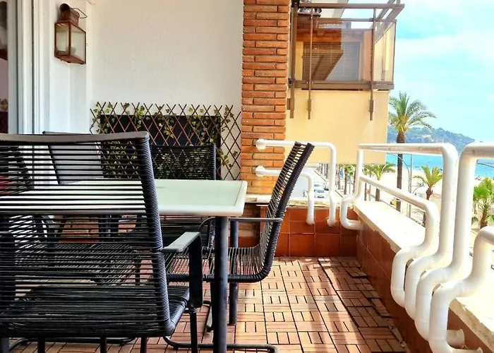 Vivalidays Rosalia - Centro * Lloret de Mar