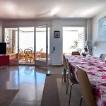 Vivalidays Rosalia - Centro Apartment Lloret de Mar